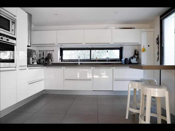 MAISON CONTEMPORAINE BORDEAUX-CAUDERAN