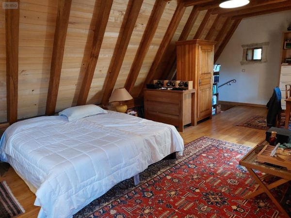 Maison restaurée à vendre à Sauliac-sur-Célé dans le Lot (46330), ref : 46060/4