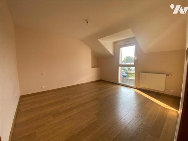 Maison comprenant 2 logements bourg de Bignan