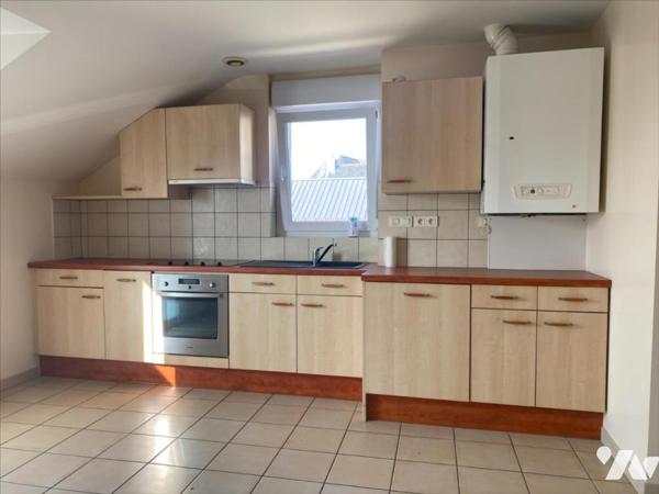 Maison comprenant 2 logements bourg de Bignan