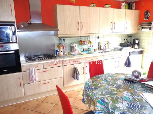 Commerce à vendre 3 pièces de 126 m²