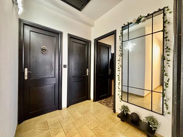 Villa 4 faces avec appartement indépendant Cabestany