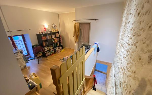 Maison à vendre    3 pièces •  Montpezat-de-Quercy