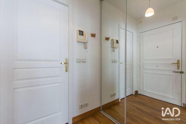 Location studio 34 m² Paris 17