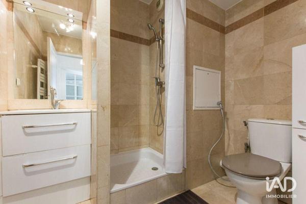 Location studio 34 m² Paris 17