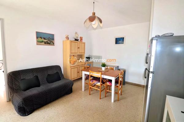 Vente                                                      Appartement
                        
                     3 pièces                      45 m2                     à Le Grau-du-Roi