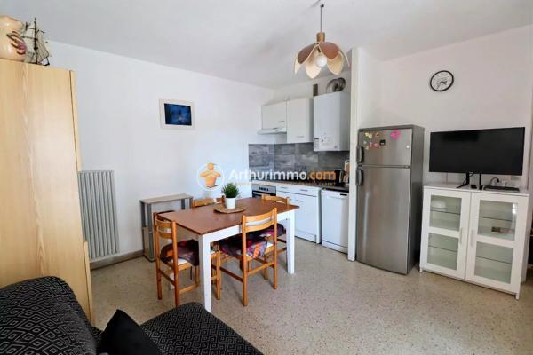 Vente                                                      Appartement
                        
                     3 pièces                      45 m2                     à Le Grau-du-Roi