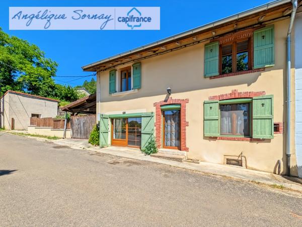 Maison mitoyenne avec potentiel – 103 m² habitables – Montrevel (39320), secteur Jura