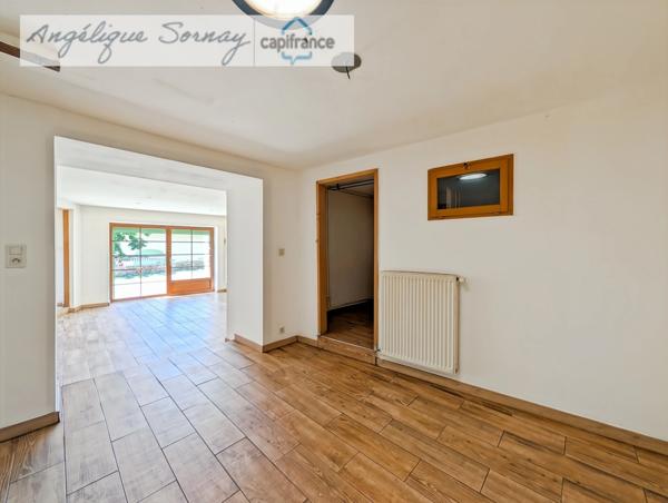 Maison mitoyenne avec potentiel – 103 m² habitables – Montrevel (39320), secteur Jura