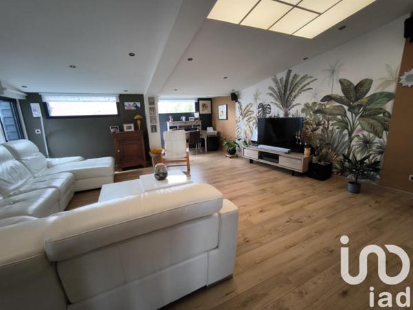 Maison à vendre 8 pièces 215 m² Saint-Saulve