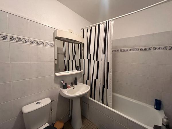 A LOUER : T1 à LILLE • • 566 € CC • Réf. 65972929437