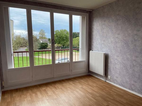Location Appartement 4 pièces 73.3 m² - LES CHEVREFEUILLES Gien 45500