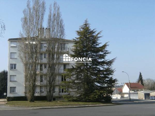 Location Appartement 4 pièces 73.3 m² - LES CHEVREFEUILLES Gien 45500