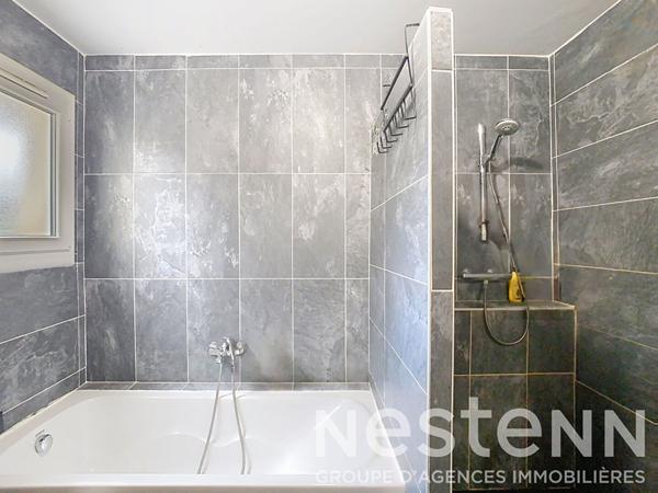 Appartement Salon De Provence 5 pièce(s) 101m² avec 150m² de jardin.