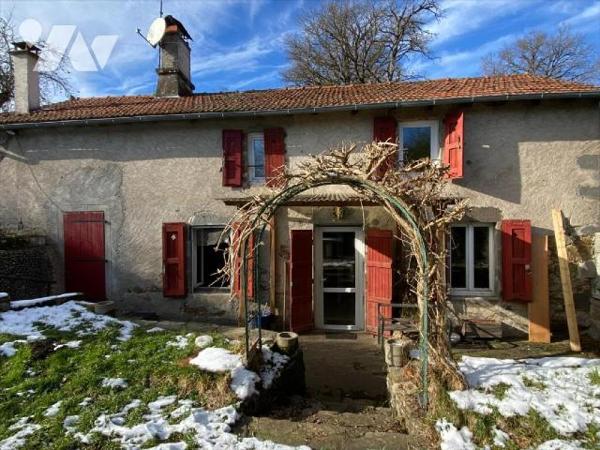 REILHAC, sur terrain de 1537 m², maison d'habitation comprenant RDC entrée, cuisine, salon/séjo...