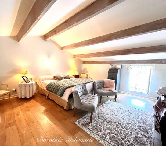 Maison à vendre 5 pièces SAINT JEAN DE LIVERSAY (17) maison de caractère 244 m² 4 chambres