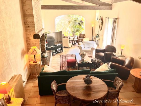 Maison à vendre 5 pièces SAINT JEAN DE LIVERSAY (17) maison de caractère 244 m² 4 chambres