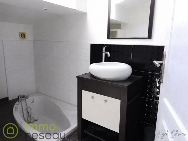 Appartement à TOULON (83200)