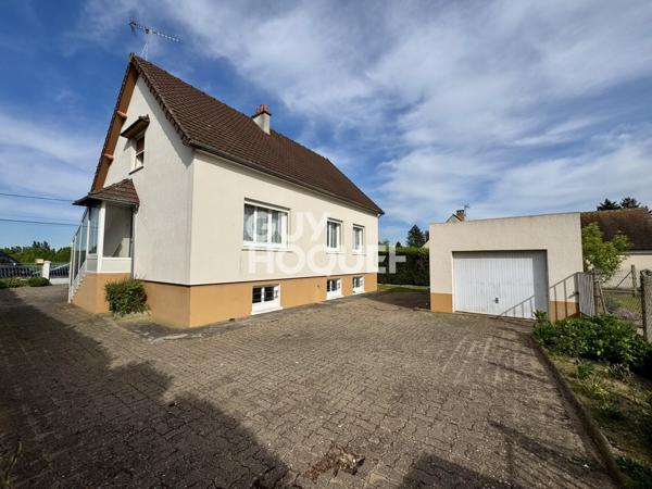 MAISON SOUS SOL TOTAL 3 CH GRENIER AMENAGEABLE GARAGE 1000 m² DE JARDIN