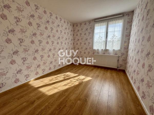 MAISON SOUS SOL TOTAL 3 CH GRENIER AMENAGEABLE GARAGE 1000 m² DE JARDIN