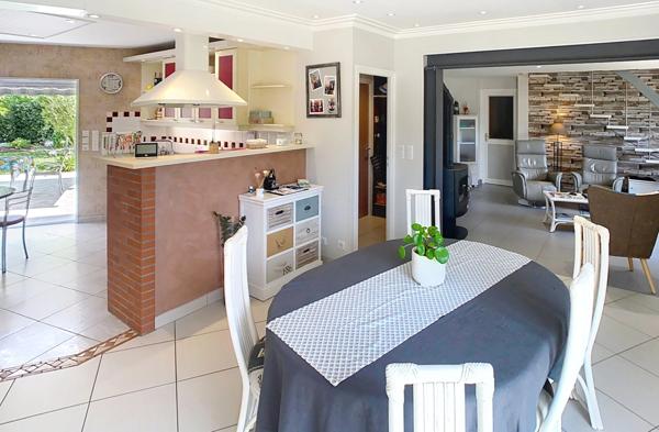 Maison semi plain-pied de 7 pièces 168 m²