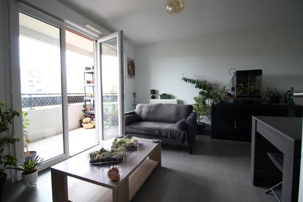 À vendre – Appartement T2 avec terrasse et garage – Éco-quartier des Hauts de Sainte-Marthe - 13014