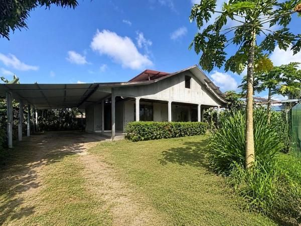 Dpt Guyane (973), à vendre maison T5 à rénover de 130 m²