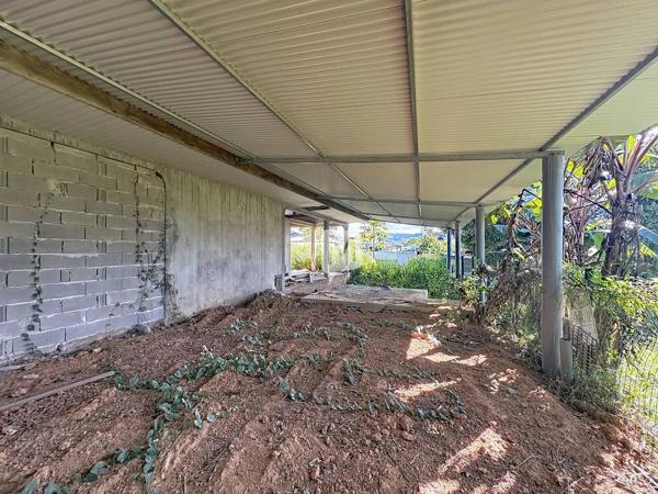 Dpt Guyane (973), à vendre maison T5 à rénover de 130 m²