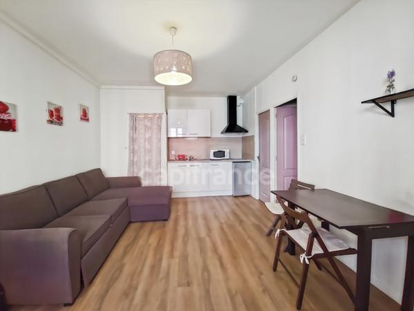 Appartement à vendre 2 pièces VILLENEUVE LES AVIGNON (30)