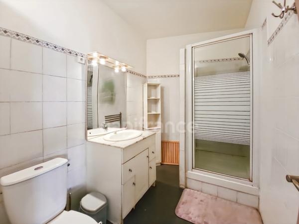 Appartement à vendre 2 pièces VILLENEUVE LES AVIGNON (30)