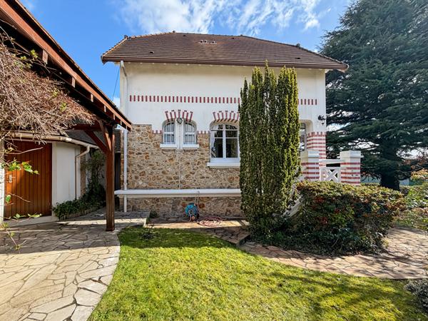 MEULIÈRE Palaiseau LOZÈRE 5 pièce(s) 100 m2