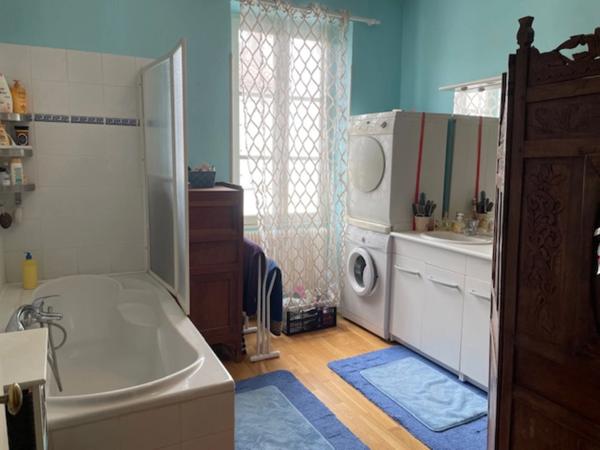 Maison de ville , 4 chambres quartier Victor Hugo