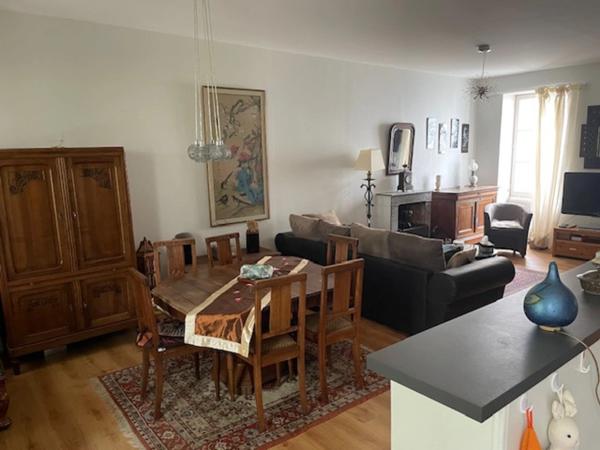 Maison de ville , 4 chambres quartier Victor Hugo