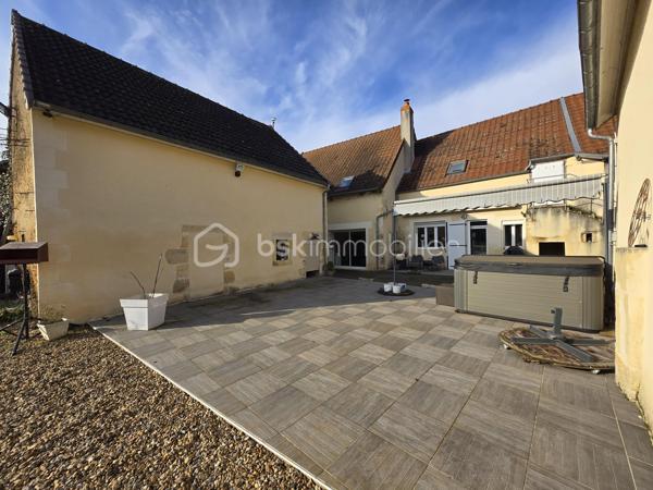 Maison en pierre de 400 m²