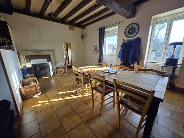 Maison en pierre de 400 m²