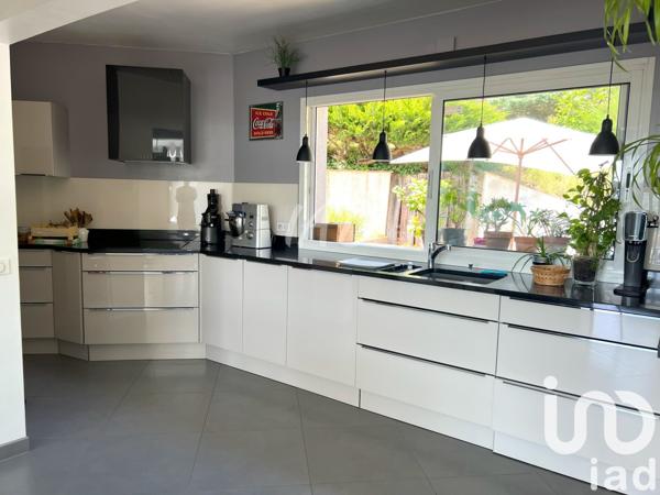 Maison à vendre 10 pièces 250 m² Marcoussis