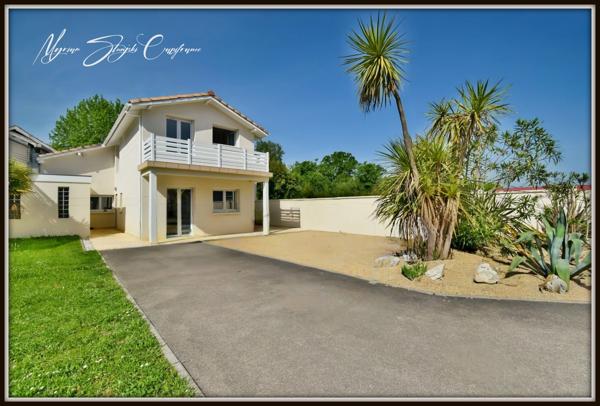 Maison à vendre 5 pièces DAX (40) de 197 m² Hyper-centre au calme.