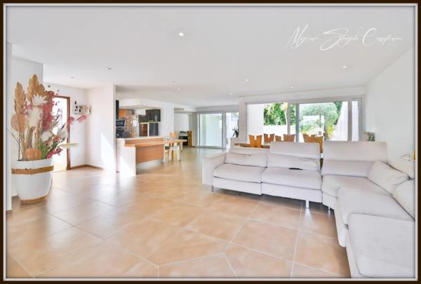 Maison à vendre 5 pièces DAX (40) de 197 m² Hyper-centre au calme.