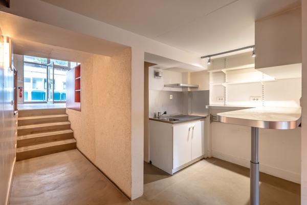 Local · Vente Paris (75020) 171m²