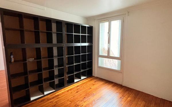 Appartement à vendre    4 pièces • 75,34 m2 La Courneuve