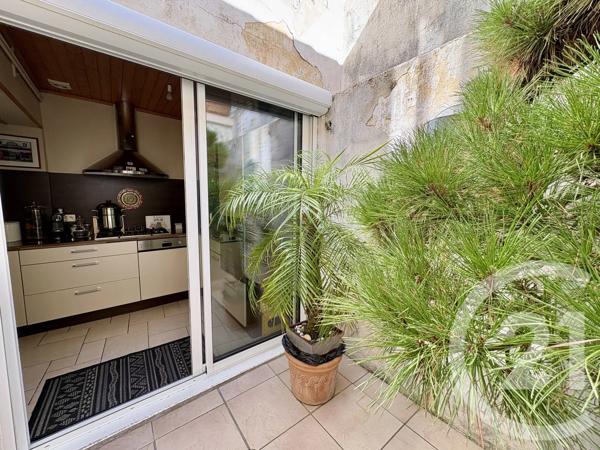 Maison à vendre  4 pièces - 86 m 2   ST GILLES CROIX DE VIE  - 85