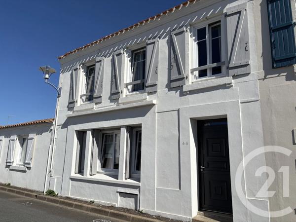 Maison à vendre  4 pièces - 86 m 2   ST GILLES CROIX DE VIE  - 85
