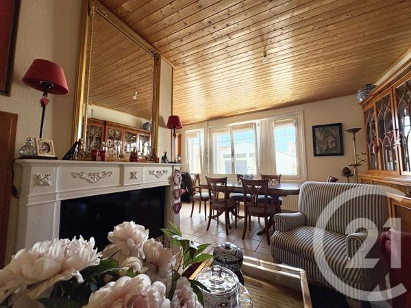 Maison à vendre  4 pièces - 86 m 2   ST GILLES CROIX DE VIE  - 85