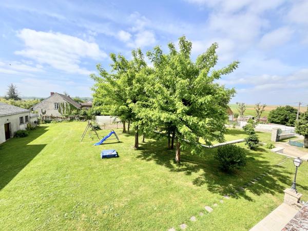 Coulommiers (77120) Propriété avec terrain de 1,25 hectares.