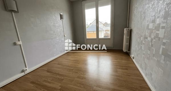 Location Appartement 3 pièces 64.45 m² - Laval 53000