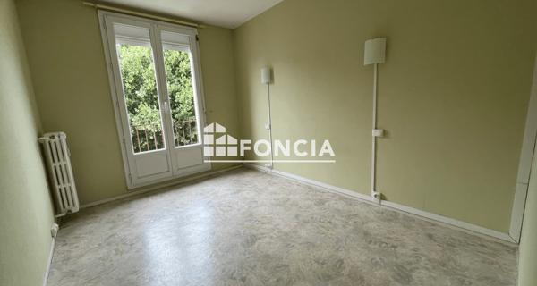 Location Appartement 3 pièces 64.45 m² - Laval 53000