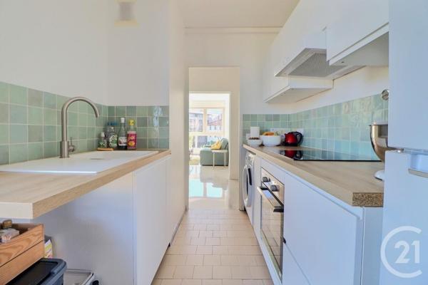Appartement F3 à vendre  3 pièces - 64,82 m2 ST RAPHAEL - 83