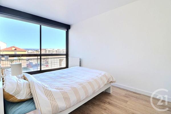 Appartement F3 à vendre  3 pièces - 64,82 m2 ST RAPHAEL - 83