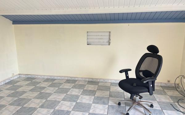 Maison à vendre    4 pièces •  Capesterre-Belle-Eau