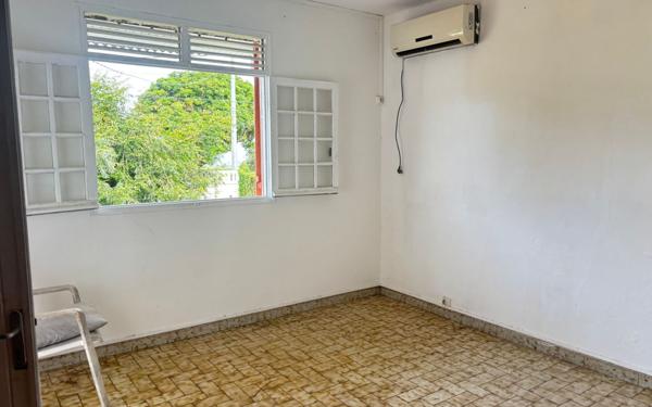 Maison à vendre    4 pièces •  Capesterre-Belle-Eau